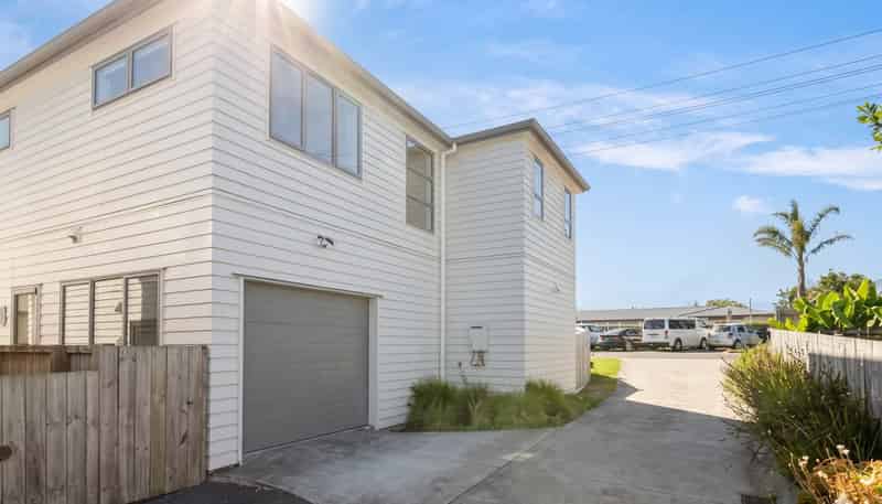 12A Bass Road, Albany