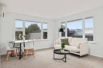 4/124 Huxley Street, Sydenham