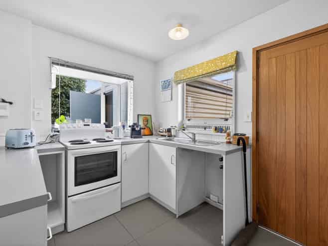 2/511 Durham Street North, Saint Albans