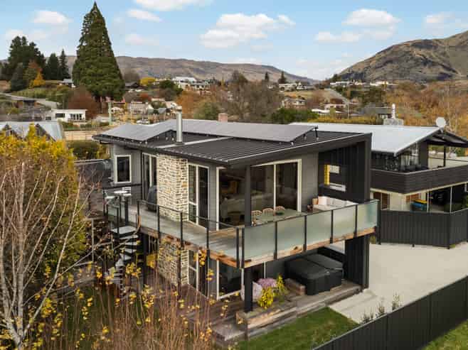 74 McDougall Street, Wanaka