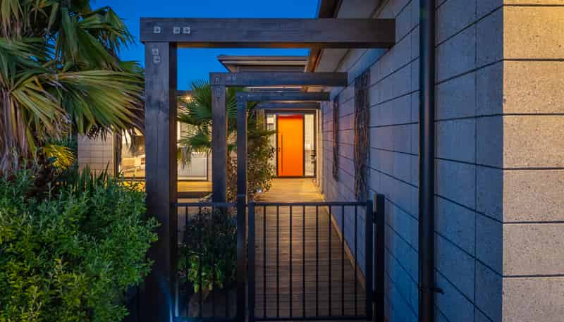 9 Te Heke Place, Waikanae
