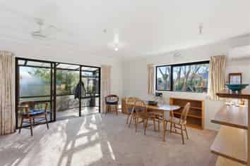 2D Feary Crescent, Takaka