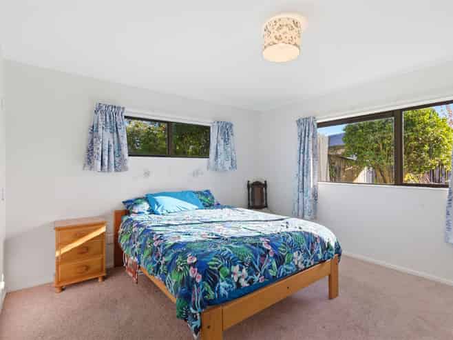 2D Feary Crescent, Takaka