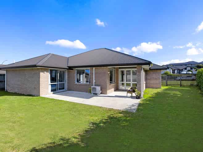 132 Te Manatu Drive, Rototuna