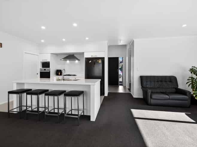 132 Te Manatu Drive, Rototuna
