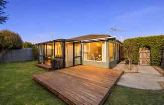 2/59 Gardiners Road, Bishopdale