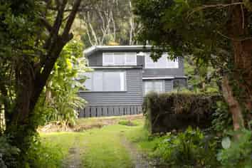 21 Huia Dam Road, Huia