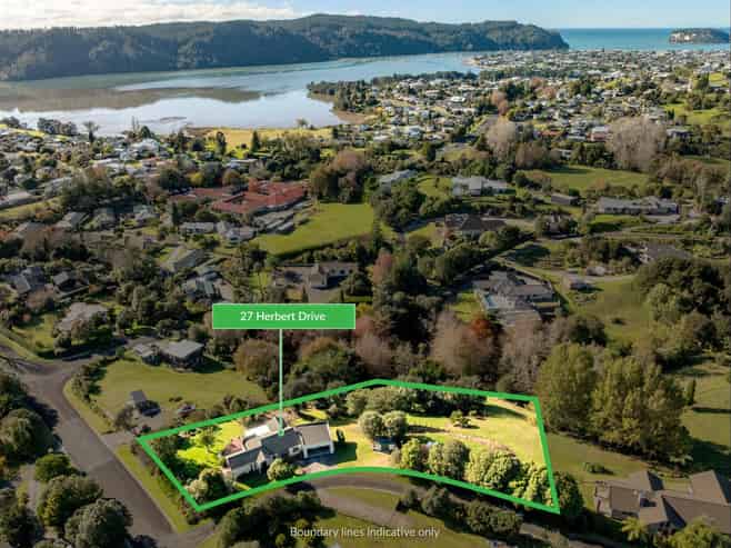 27 Herbert Drive, Whangamata