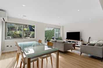 9 Richard Farrell Avenue, Remuera