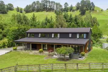 1765 Tutukau Road, Kinloch
