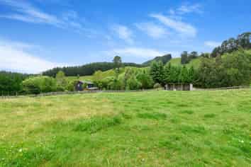 1765 Tutukau Road, Kinloch