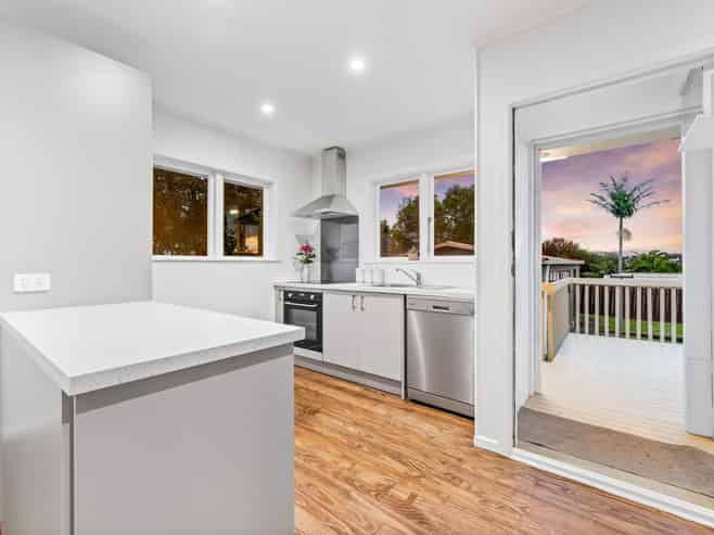 106 Flanshaw Road, Te Atatu South