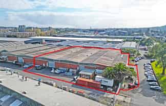 CENTRALLY LOCATED INDUSTRIAL WORKHORSE
