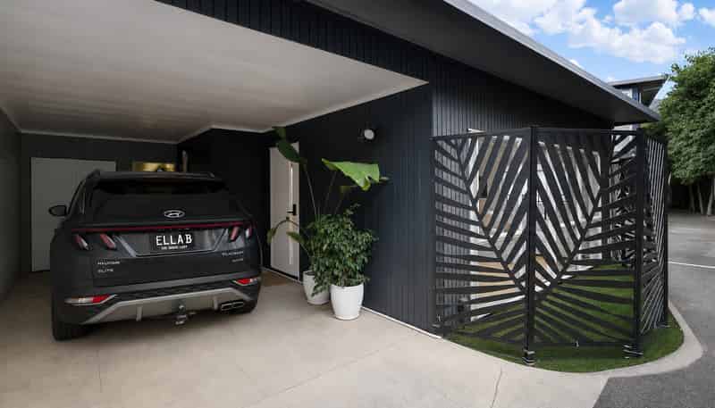 2/16 Rangitoto Terrace, Milford