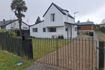 37 Arnold Street , Leamington