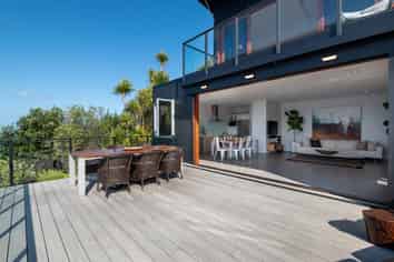 24 Oceana Heights, Tairua