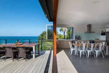 24 Oceana Heights, Tairua