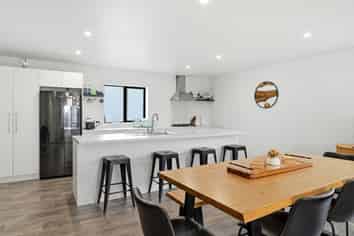 13 Rose Crescent, Koutu