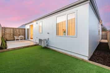 8A Berwick Street, Mosgiel
