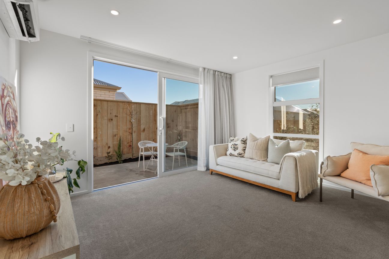 Spacious & sophisticated & standalone - Vista 4