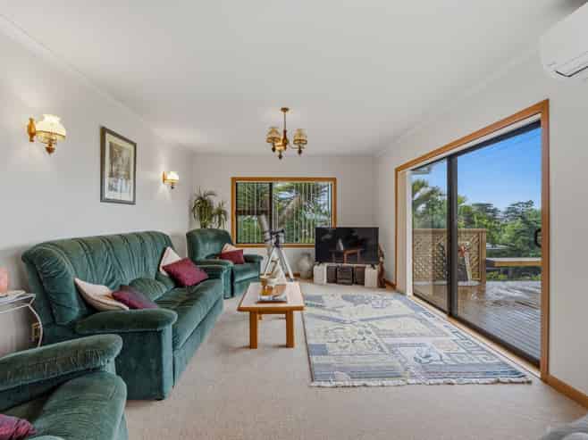 30 Toetoe Road, Otaika