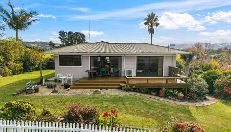 30 Toetoe Road, Otaika