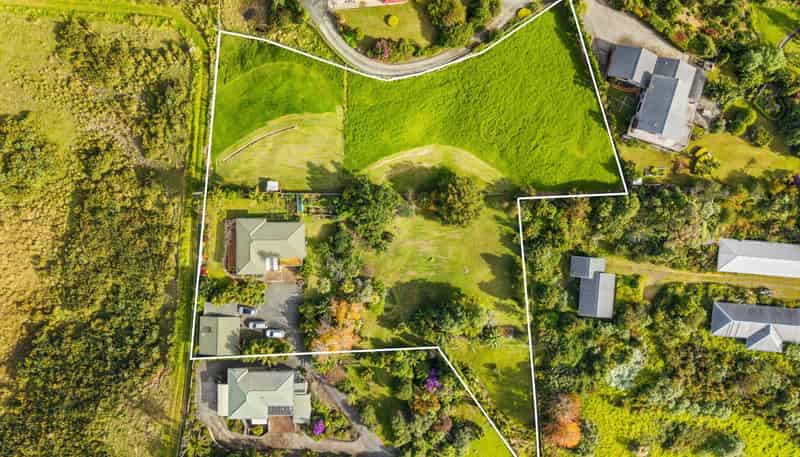 30 Toetoe Road, Otaika