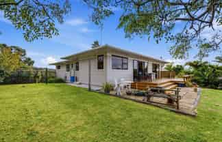 30 Toetoe Road, Otaika