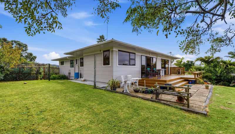 30 Toetoe Road, Otaika