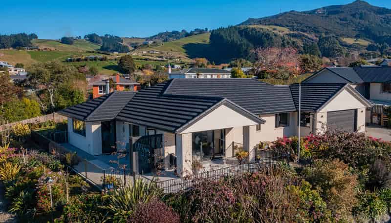9 Goddard Way, Sawyers Bay