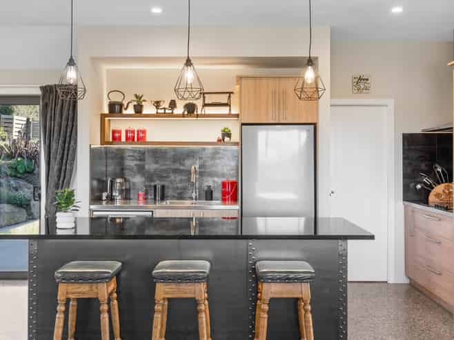 9 Goddard Way, Sawyers Bay