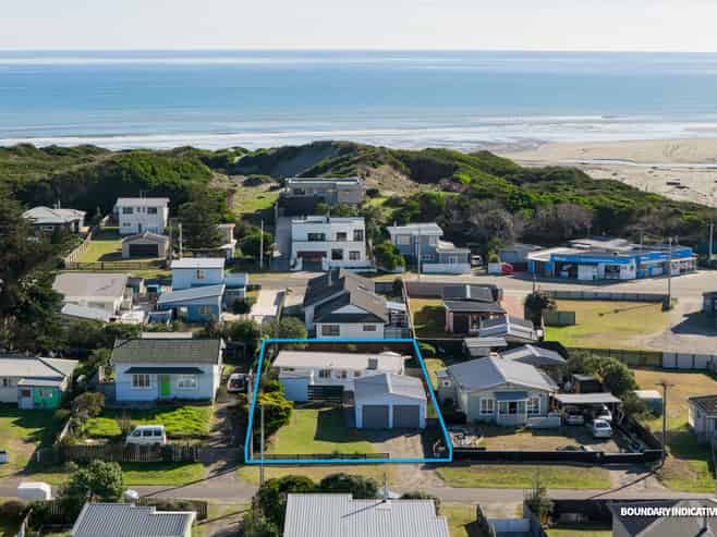12 Rangitane Street, Himatangi Beach