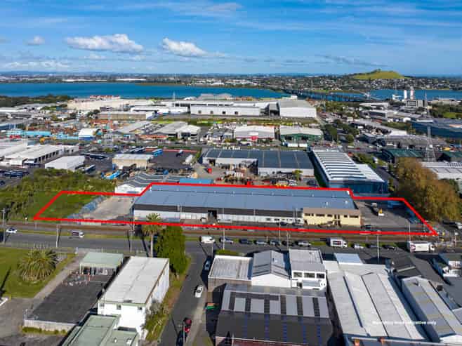 7,568M² LAND WITH 3,483M² WAREHOUSE
