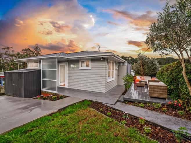 2 Lowtherhurst Road, Massey