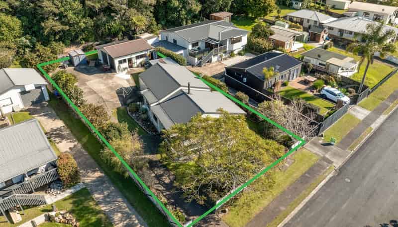125 Park Avenue, Whangamata