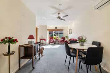15/262 Centreway Road, Orewa