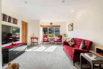 15/262 Centreway Road, Orewa
