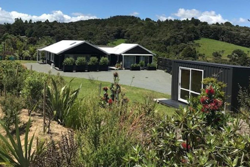 Peaceful Rural Living with Stunning Ocean Views 1