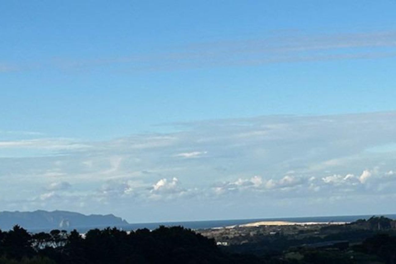 Peaceful Rural Living with Stunning Ocean Views - Widok 4