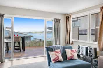 805 Whangaparaoa Road, Manly
