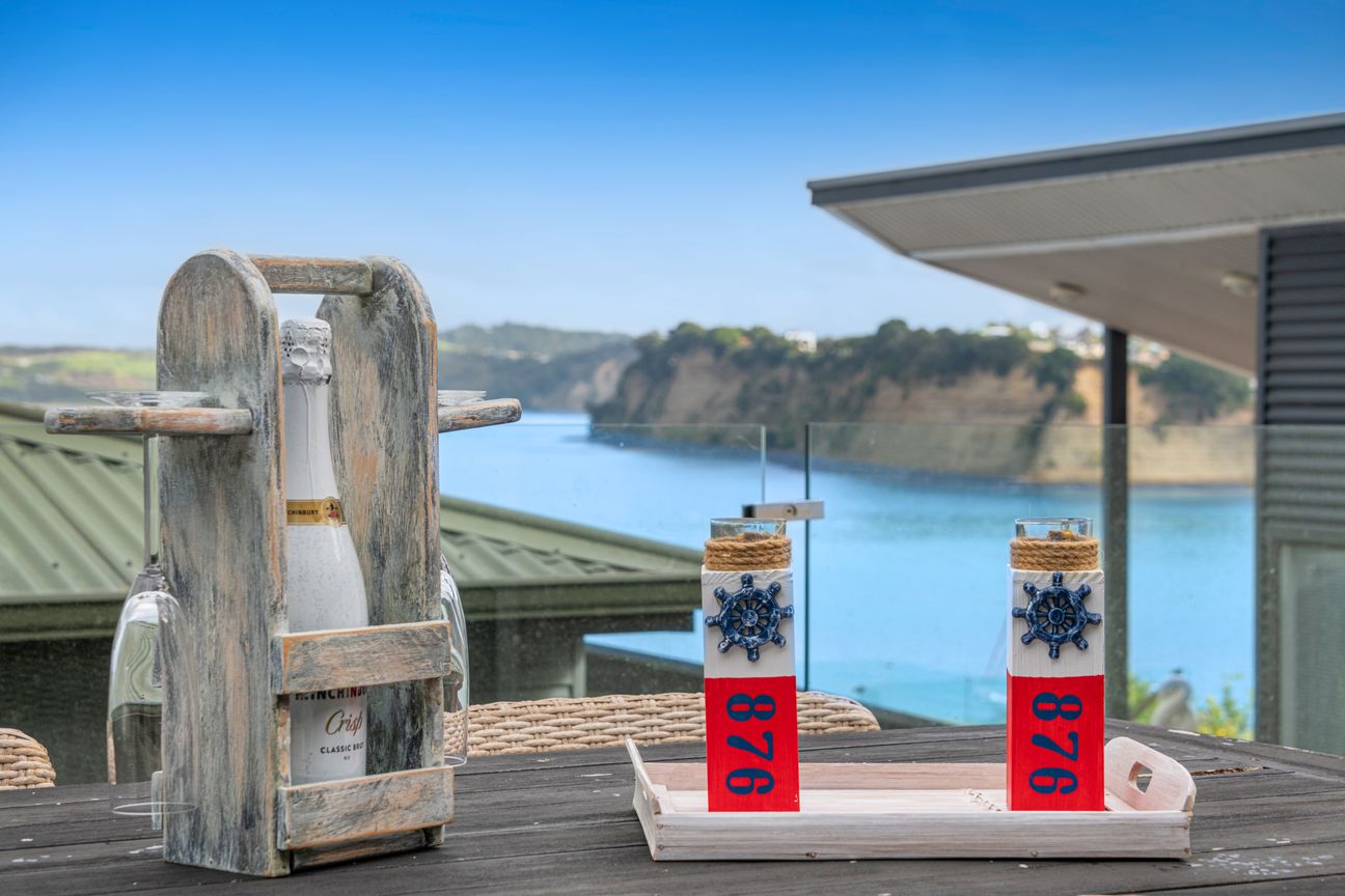 Single-Level Starter with Sea Views - Mehr