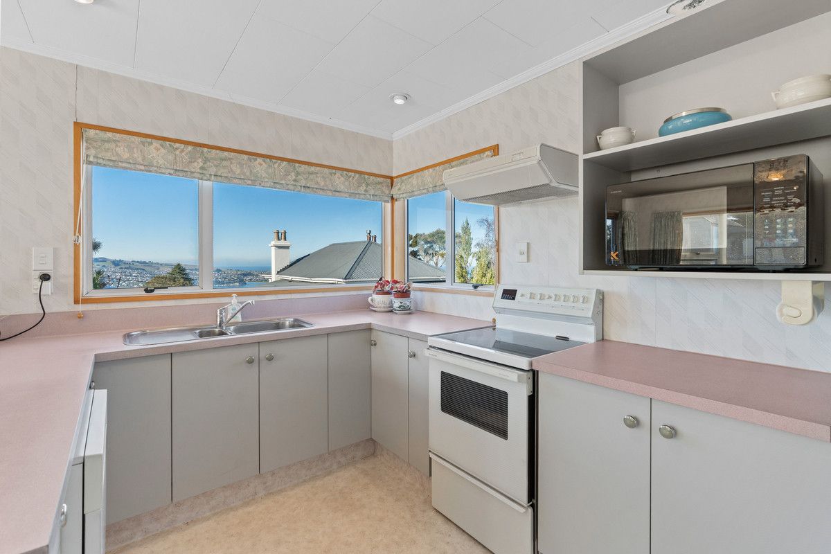 Stunning Views - Townhouse Style Living - Mehr