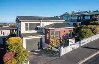 12 Bellevue Street, Belleknowes