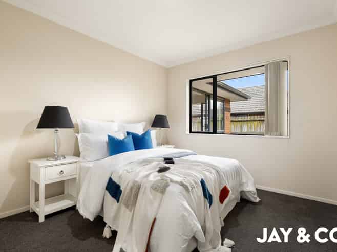 16 Old Park Place, Takanini