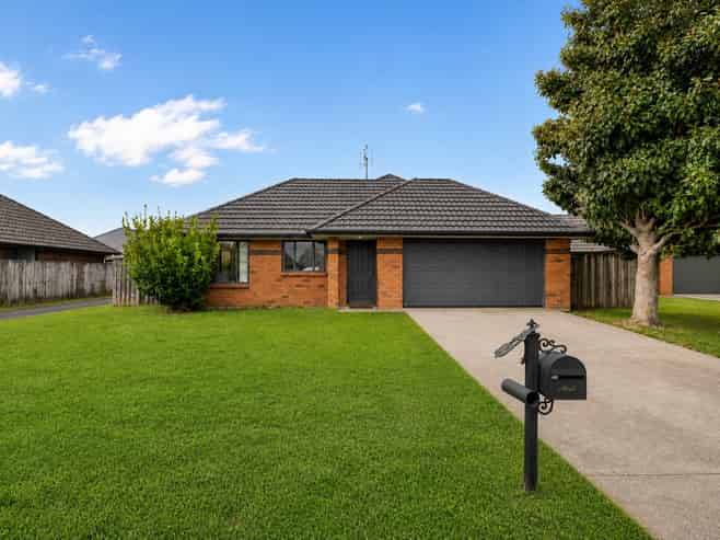 16 Old Park Place, Takanini