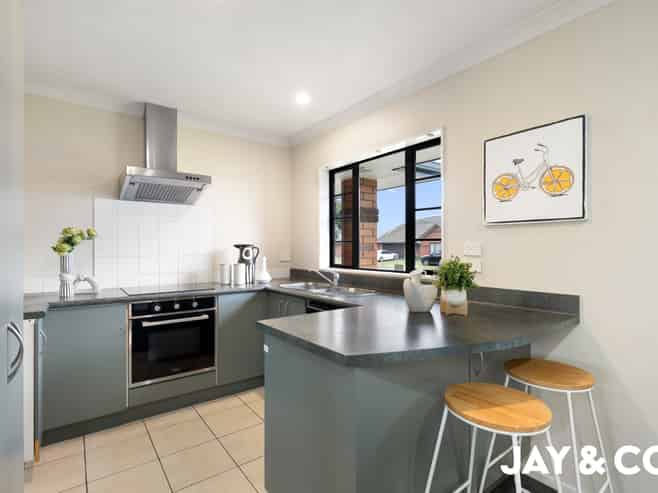 16 Old Park Place, Takanini