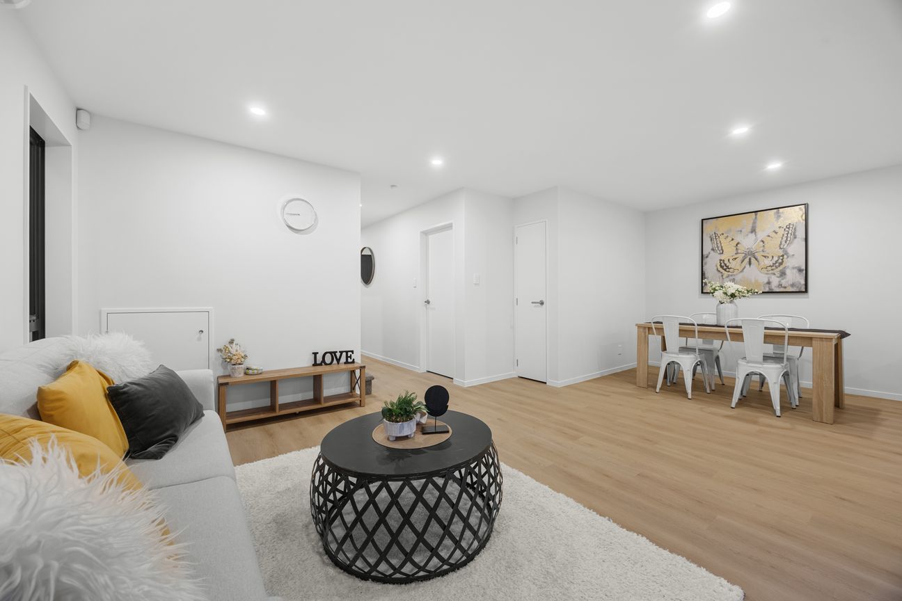 DUPLEX 4 BEDROOM PLUS GARAGE - Altro