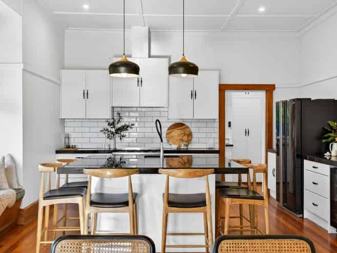 60 Milton Road, Bluff Hill