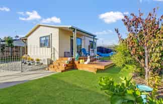 244b Manly Street, Paraparaumu Beach
