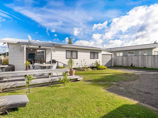 215b Casement Road, Whangamata